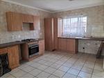 2 Bed Parkrand House To Rent