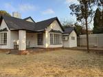 3 Bed Bloubosrand House To Rent