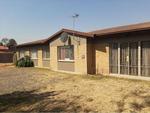 3 Bed Van Dyk Park House To Rent