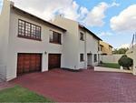 5 Bed Safari Gardens House For Sale
