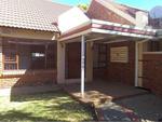 2 Bed Langenhoven Park Property To Rent