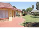 4 Bed Crystal Park House For Sale