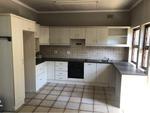 3 Bed Umzumbe House To Rent