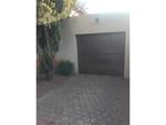 2 Bed Roodepoort North House To Rent