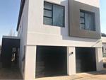 3 Bed Bergbron House To Rent
