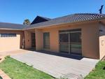 3 Bed Southcrest House To Rent