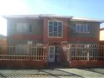2 Bed Rosettenville Apartment For Sale