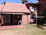 2 Bed Zwartkop House To Rent