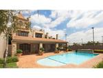 1 Bed Lonehill Apartment For Sale
