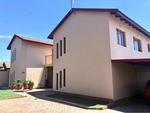 4 Bed Randpoort House For Sale