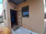 2 Bed Avian Park House For Sale