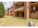 2 Bed Honeydew Grove Apartment To Rent