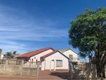 5 Bed Azaadville House For Sale