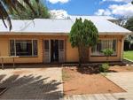 3 Bed Uitsig House For Sale