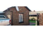 3 Bed Lethlabile House For Sale
