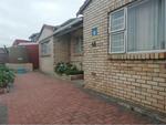 1 Bed Humewood Property To Rent