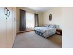 2 Bed Sunninghill Apartment For Sale