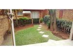 2 Bed Zwartkop Property To Rent