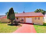 3 Bed Roodepoort West House To Rent