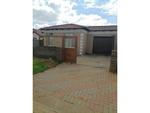 3 Bed Buhle Park House To Rent