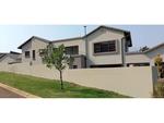 5 Bed Waterkloof House To Rent
