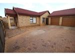 3 Bed Crystal Park House For Sale