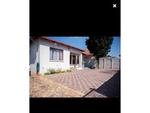 3 Bed Orange Grove House To Rent