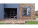 2 Bed Wilgeheuwel Apartment To Rent