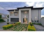 4 Bed Woodmead House For Sale