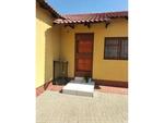2 Bed Mabopane House To Rent