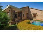 3 Bed Wilgeheuwel Property For Sale