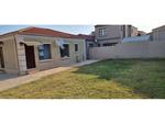3 Bed Blue Hills House To Rent