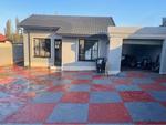 2 Bed Naturena House To Rent