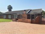 3 Bed Dennesig House To Rent