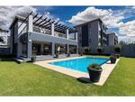 1 Bed Lonehill Apartment For Sale