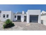 3 Bed Sandbaai House For Sale