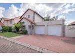 2 Bed Fourways House For Sale