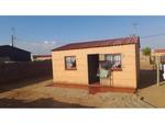 R240,000 2 Bed Palm Ridge House For Sale