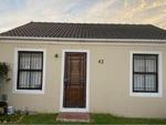 2 Bed Strand House For Sale