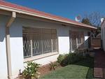 3 Bed Uitsig House To Rent