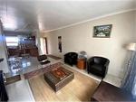 2 Bed Sunninghill Apartment To Rent