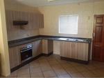 2 Bed Bromhof Property To Rent