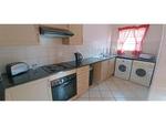 3 Bed Silver Lakes Apartment To Rent