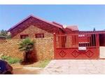 4 Bed Mahube Valley House For Sale