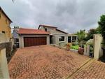 3 Bed Strubensvallei House For Sale