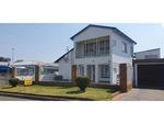 4 Bed Reiger Park House To Rent