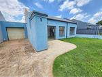 2 Bed Golf Park Property To Rent