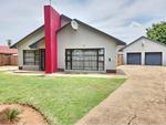 4 Bed Risiville House For Sale