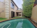 3 Bed Douglasdale Apartment To Rent