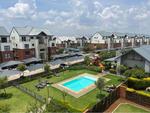 2 Bed Greenstone Hill Apartment For Sale